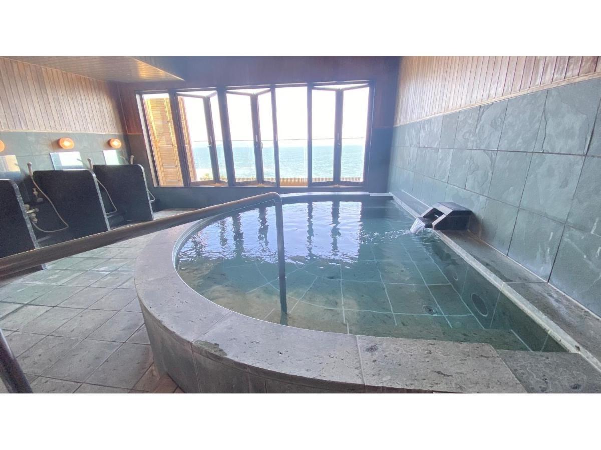 Nishiura Grand Hotel Kikkei - Vacation Stay 85445V Gamagori Bagian luar foto